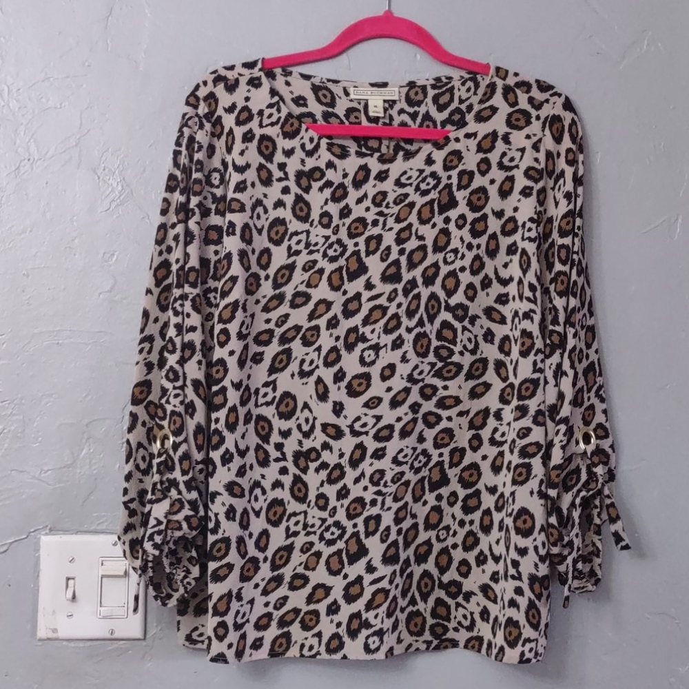 Dana Buchman blouse size XL excellent condition
